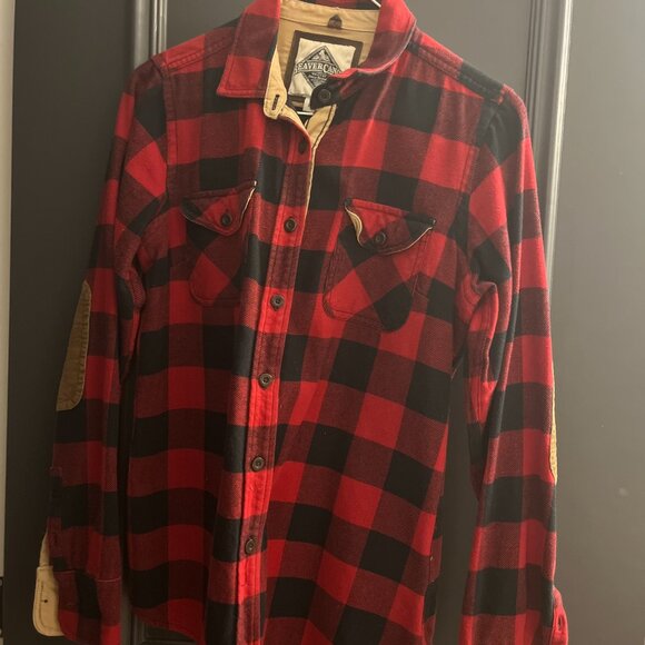 Roots. Beaver Creek, Lumberjack plaid 100% Cotton Collared Button Down Shirt. - Picture 2 of 9